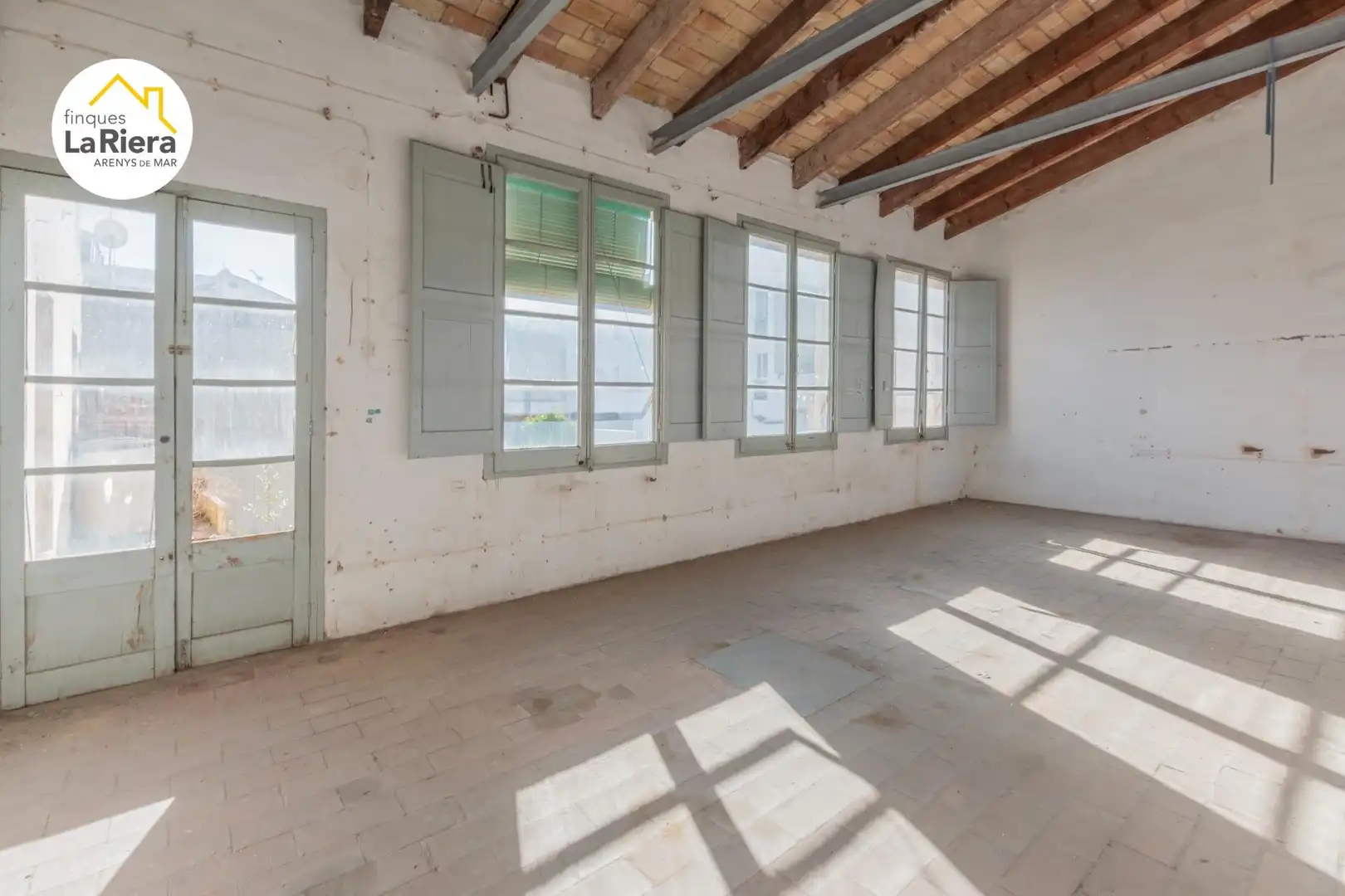 Vista exterior de Casa o chalet en venta en Arenys de Mar con Balcón y Alarma
