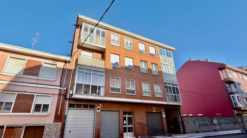 Foto 2 de Piso en venta en Calle Doña Urraca, La Vega - La Sal, León Capital