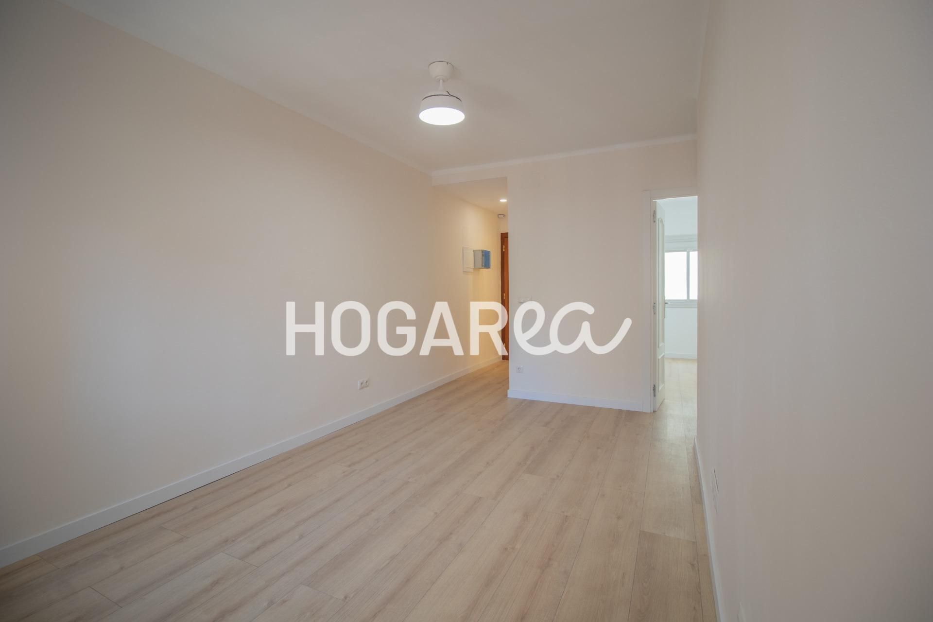 Bedroom of Flat for sale in L'Hospitalet de Llobregat