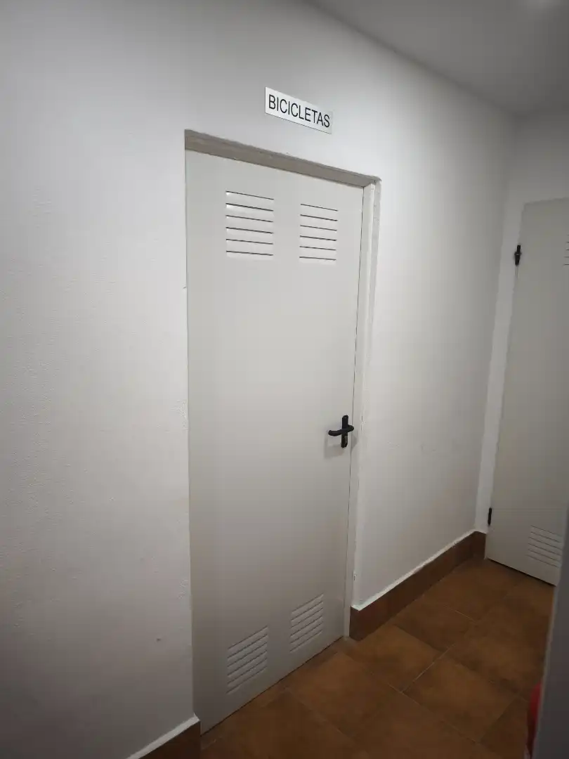 Apartamento de alquiler en Gijón  con Calefacción, Parquet y Trastero
