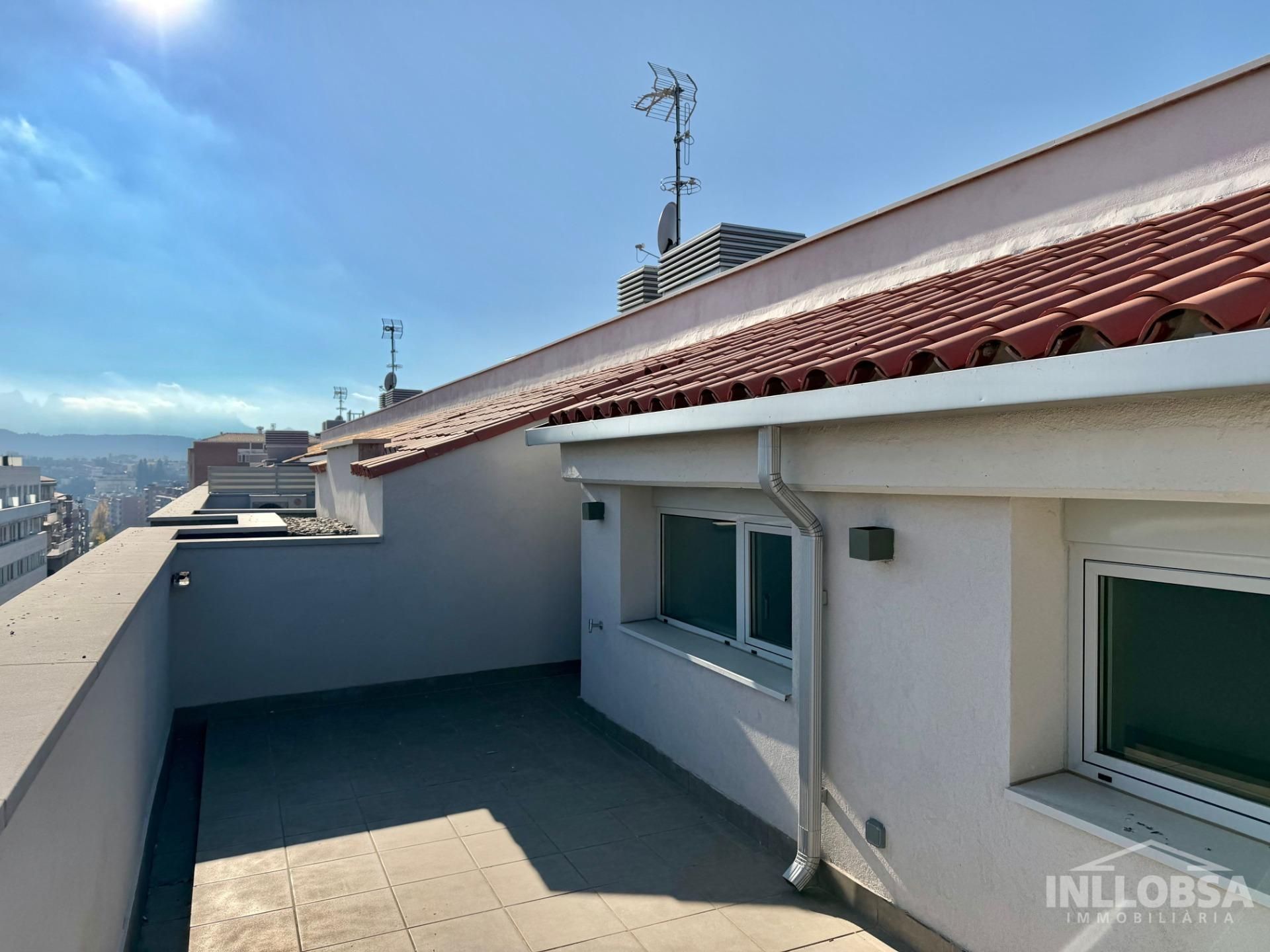 Terrassa de Dúplex de lloguer en Manresa amb Aire condicionat, Calefacció i Parquet