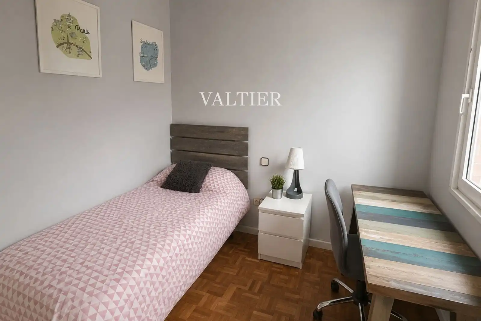 Bedroom of Flat for rent in Madrid  with Storage room and Furnished
