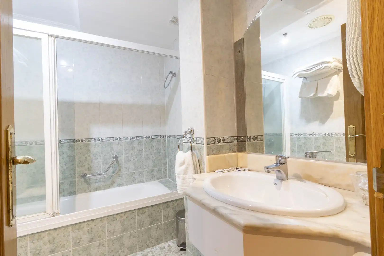 Baño de Edificio en venta en Cavia