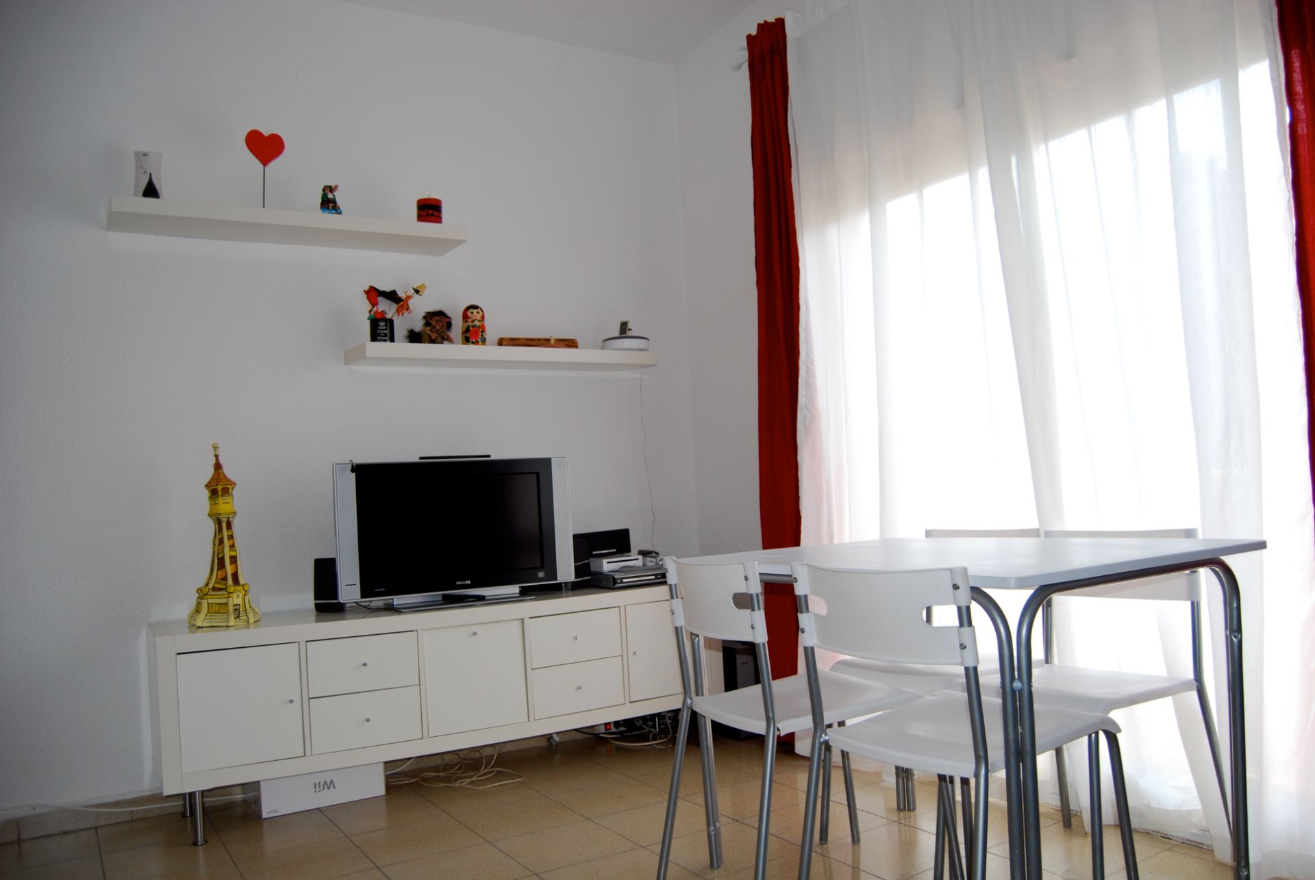 Living room of Flat for sale in Sabadell  with Heating, Parquet flooring and Balcony