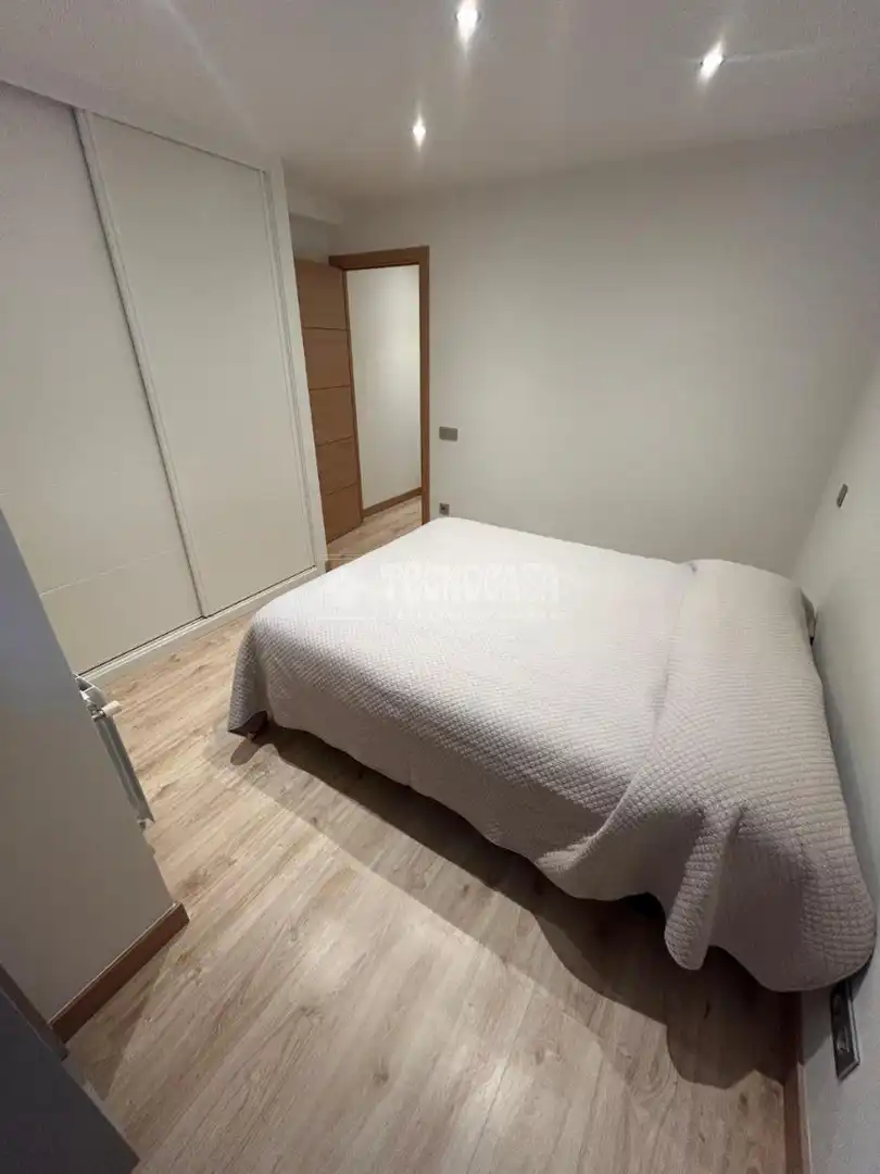 Habitación de Piso en venta en Madrid con Calefacción y Terraza