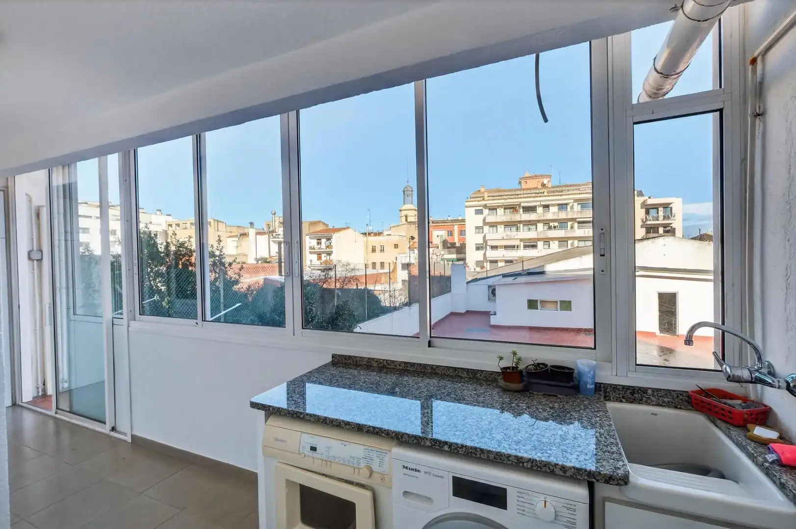 Dormitori de Pis en venda en Figueres amb Aire condicionat, Calefacció i Parquet