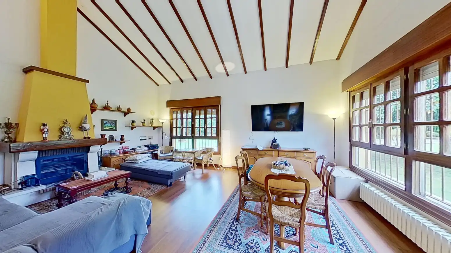 Sala de estar de Casa o chalet en venta en Marina de Cudeyo con Calefacción, Jardín privado y Parquet