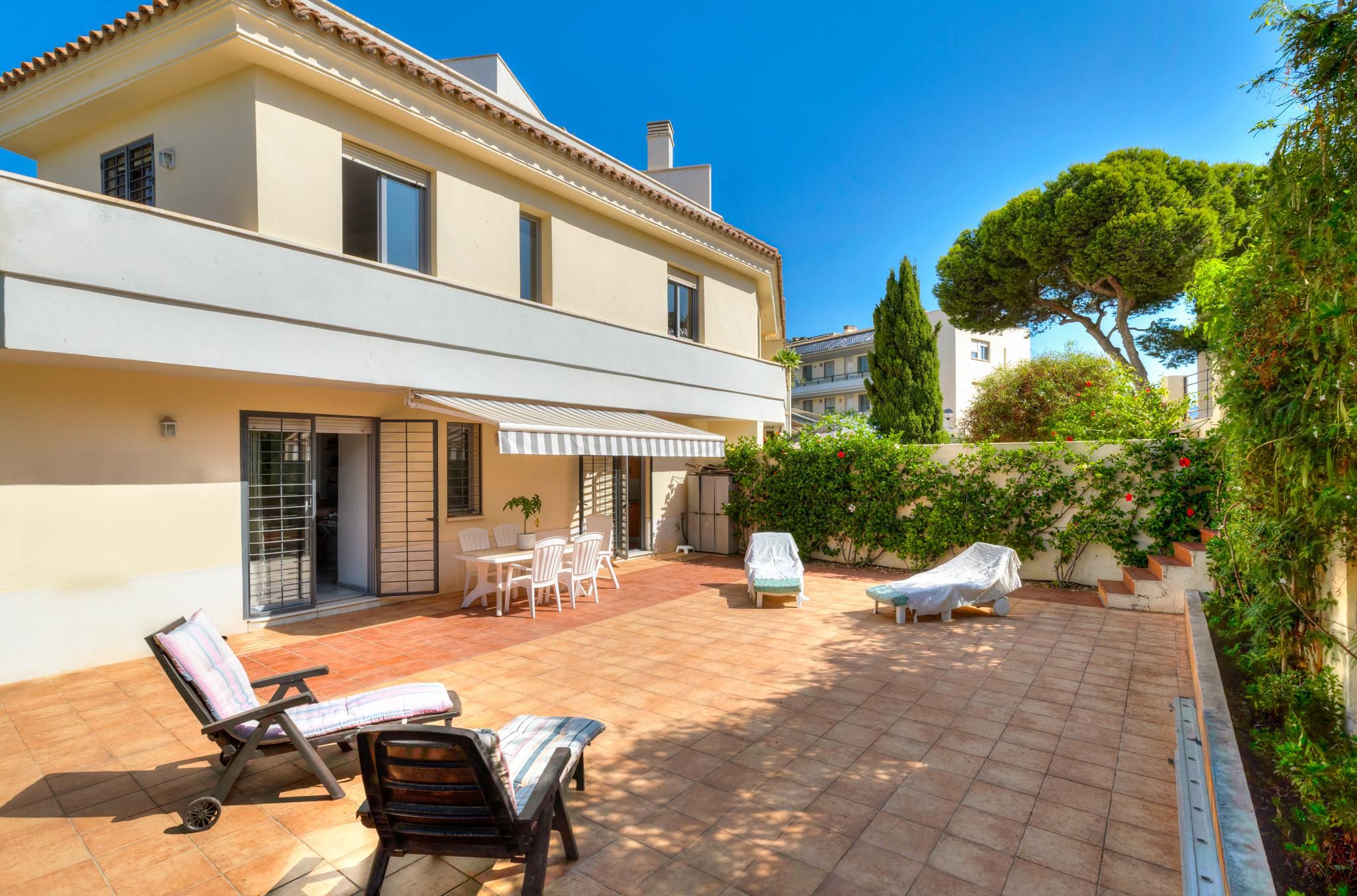 Jardí de Casa adosada en venda en Fuengirola amb Jardí privat, Terrassa i Piscina