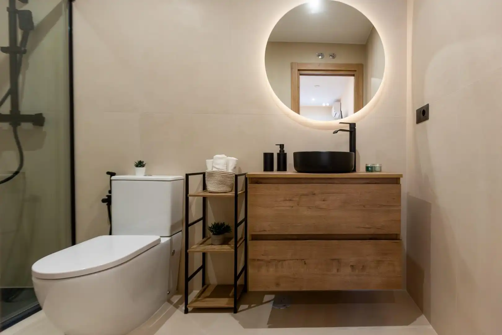 Baño de Apartamento en venta en Granada con Aire acondicionado y Calefacción