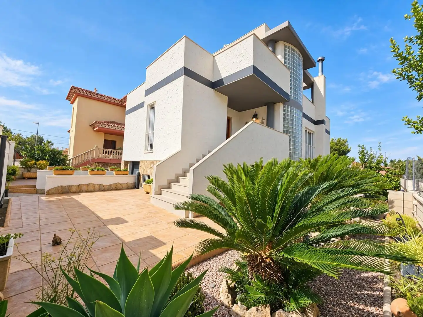 Vista exterior de Casa o chalet en venta en Petrer, Alicante