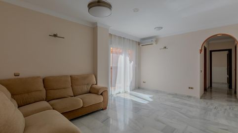 Foto 2 de Apartament de lloguer a Puerto Deportivo, Fuengirola