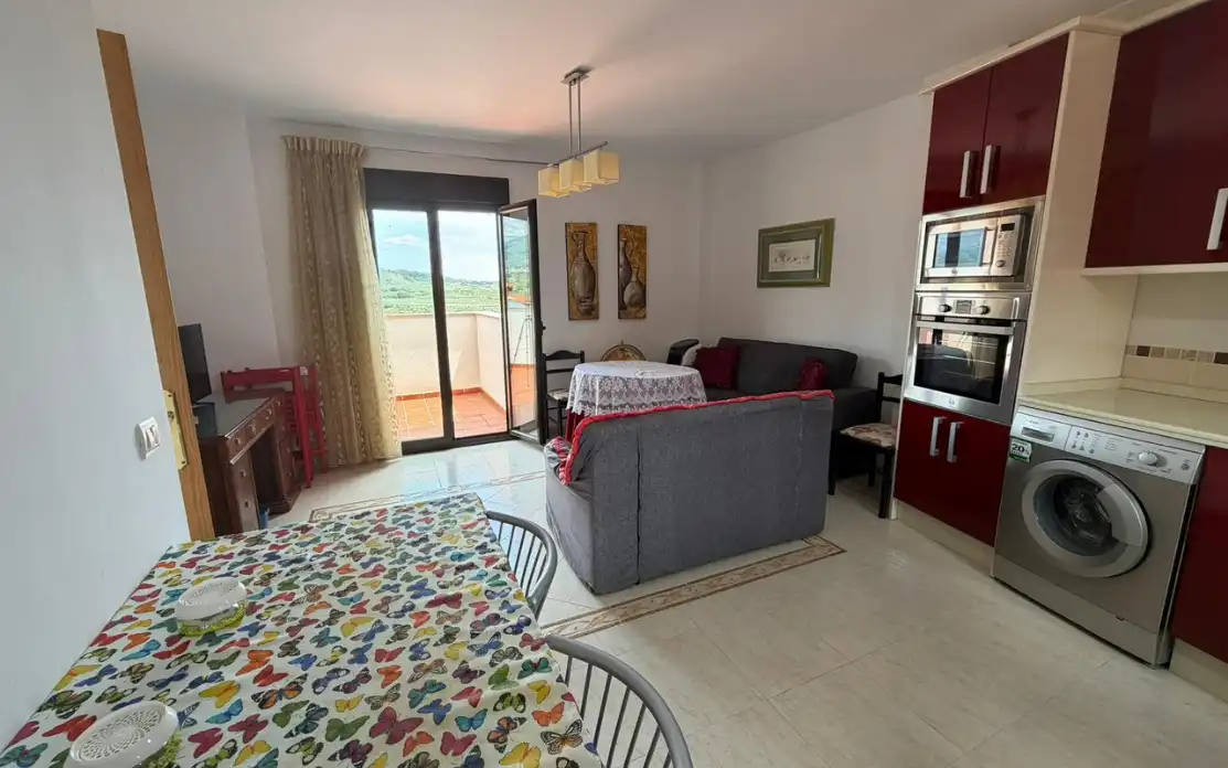 Living room of Flat for sale in Cuacos de Yuste  with Terrace, Storage room and Furnished