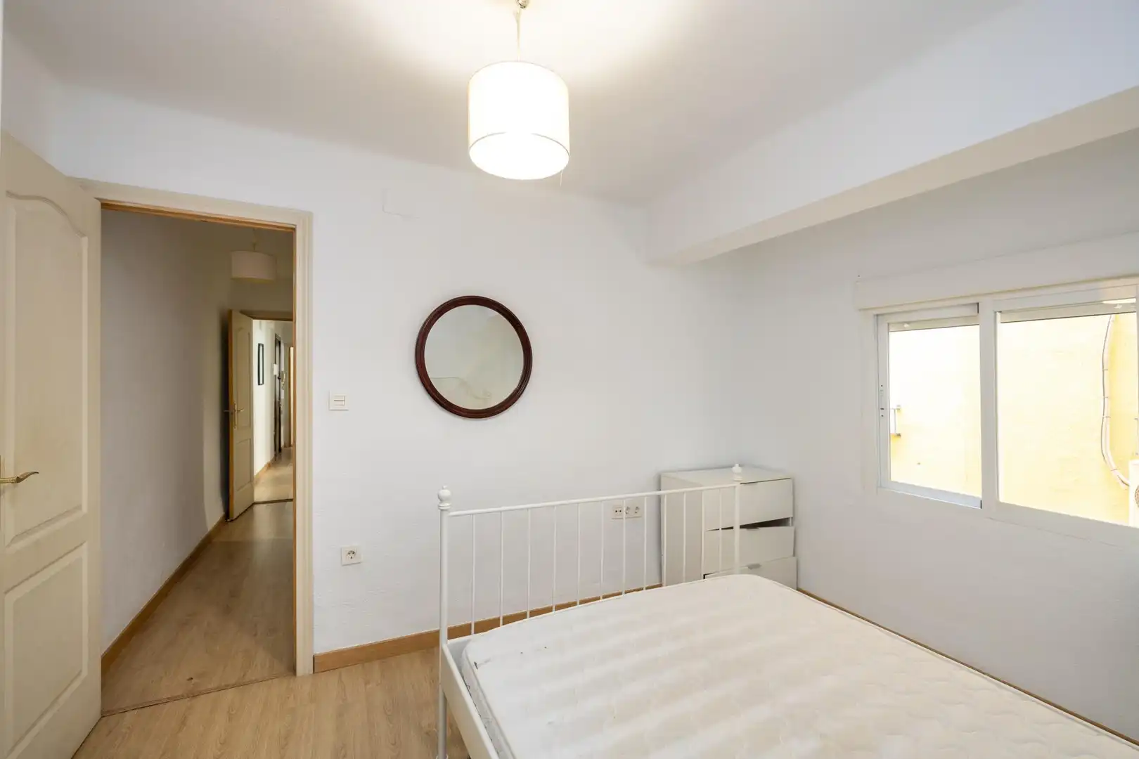 Bedroom of Flat for sale in Granada
