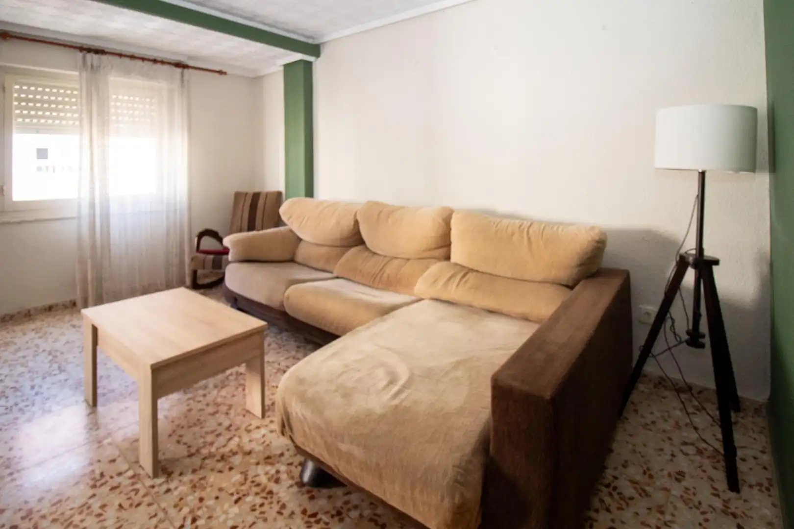 Sala d'estar de Pis en venda en Torrevieja amb Aire condicionat i Balcó