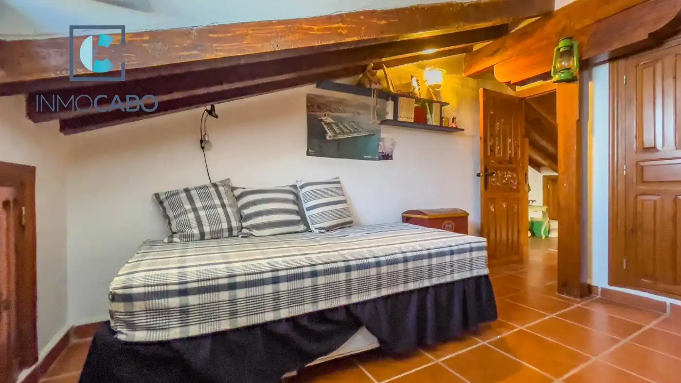 Dormitori de Casa o xalet en venda en Cartagena amb Terrassa i Moblat