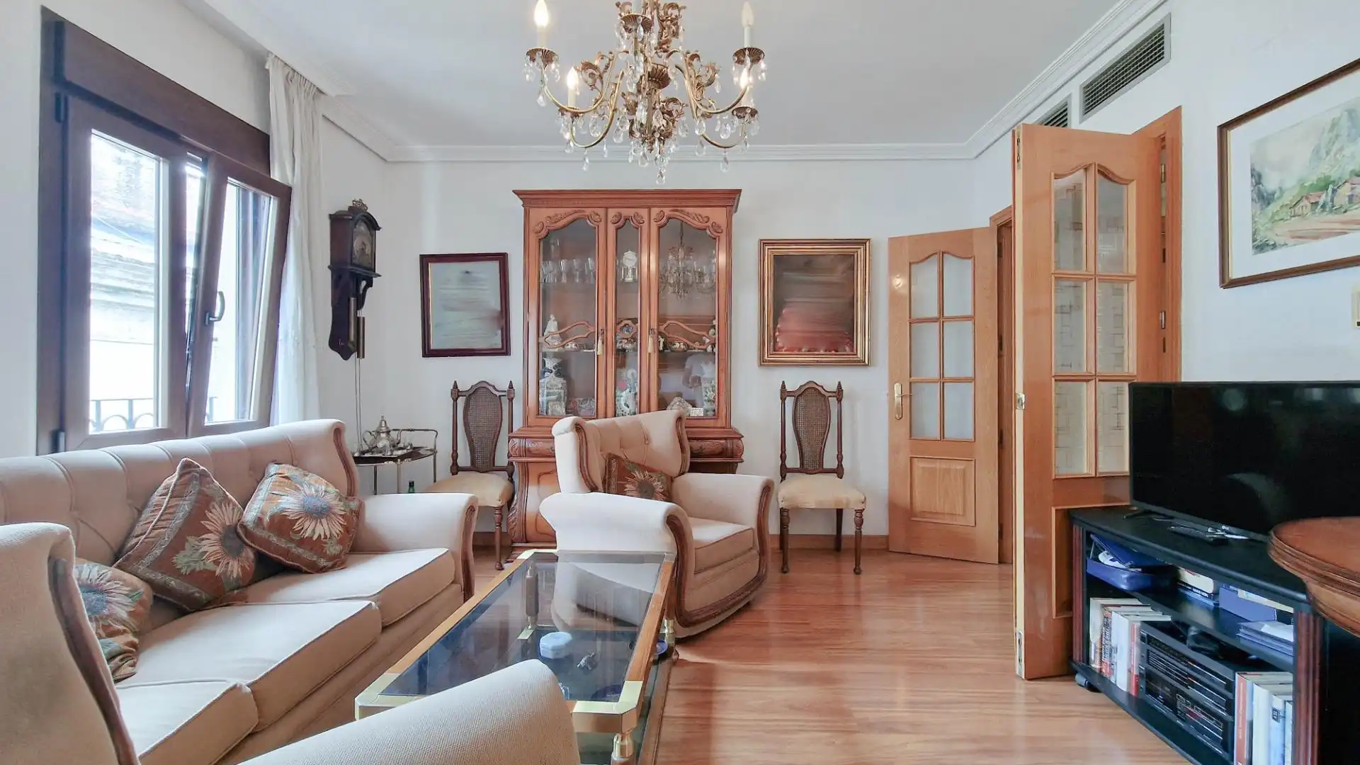 Sala d'estar de Pis en venda en Badajoz amb Traster