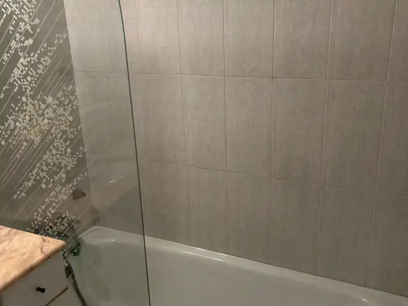 Bany de Pis en venda en Terrassa amb Terrassa i Balcó