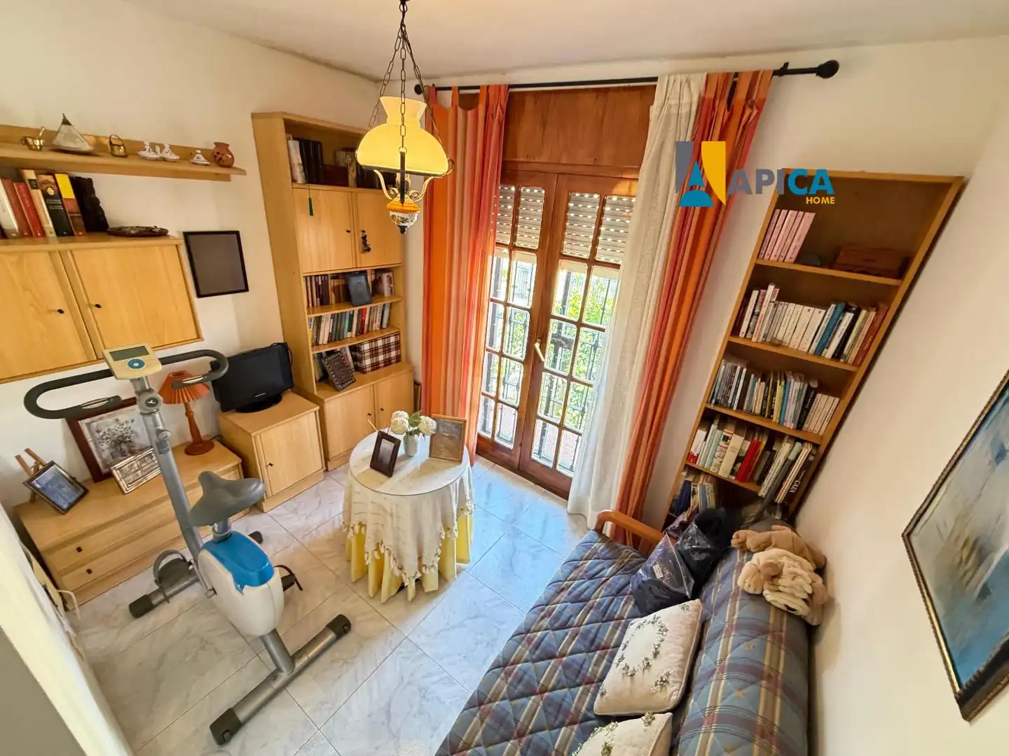 Wohnzimmer von Einfamilien-Reihenhaus zum Verkauf in Algeciras mit Terrasse