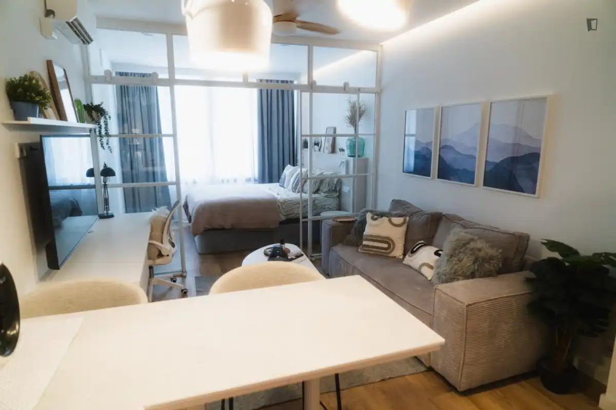 Study for rent in El Mercat