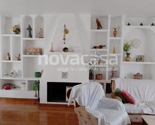 Wohnzimmer von Country house zum verkauf in Alcadozo mit Parkett, Abstellraum und Schwimmbad