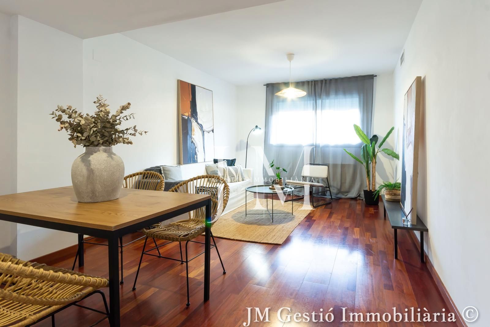 Pis en venda a Barri del Centre, Centre