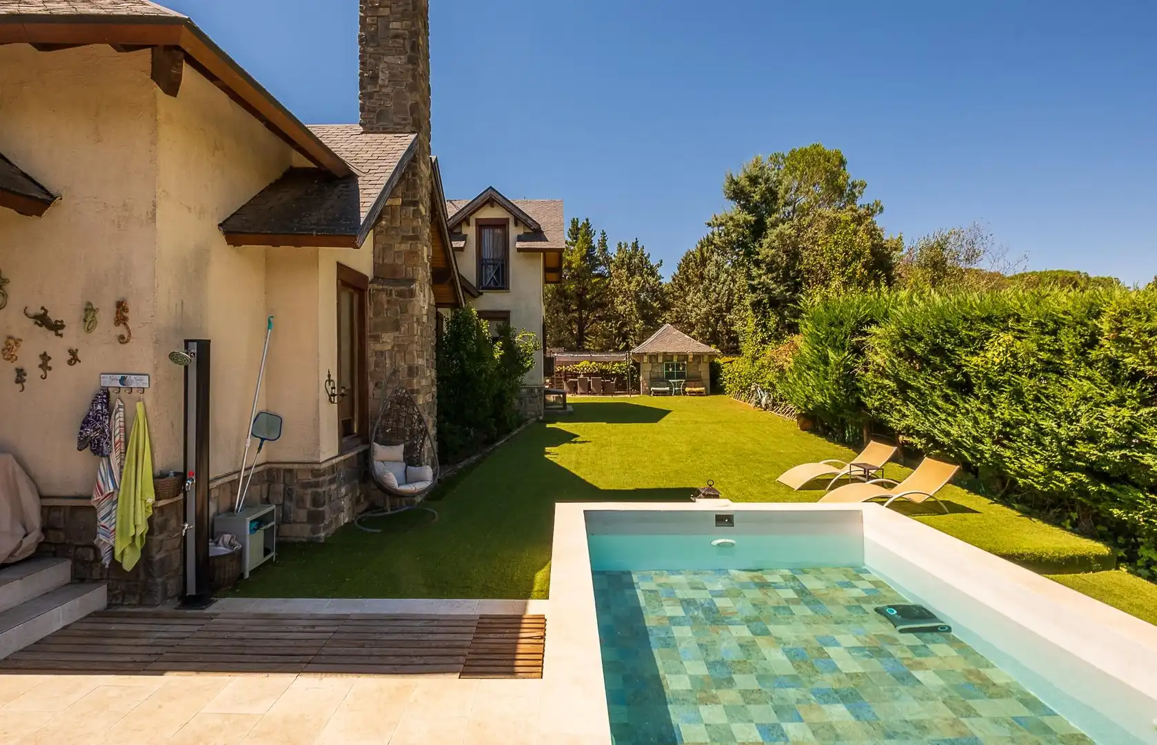 Piscina de Casa o xalet en venda en Guadarrama amb Aire condicionat, Calefacció i Jardí privat