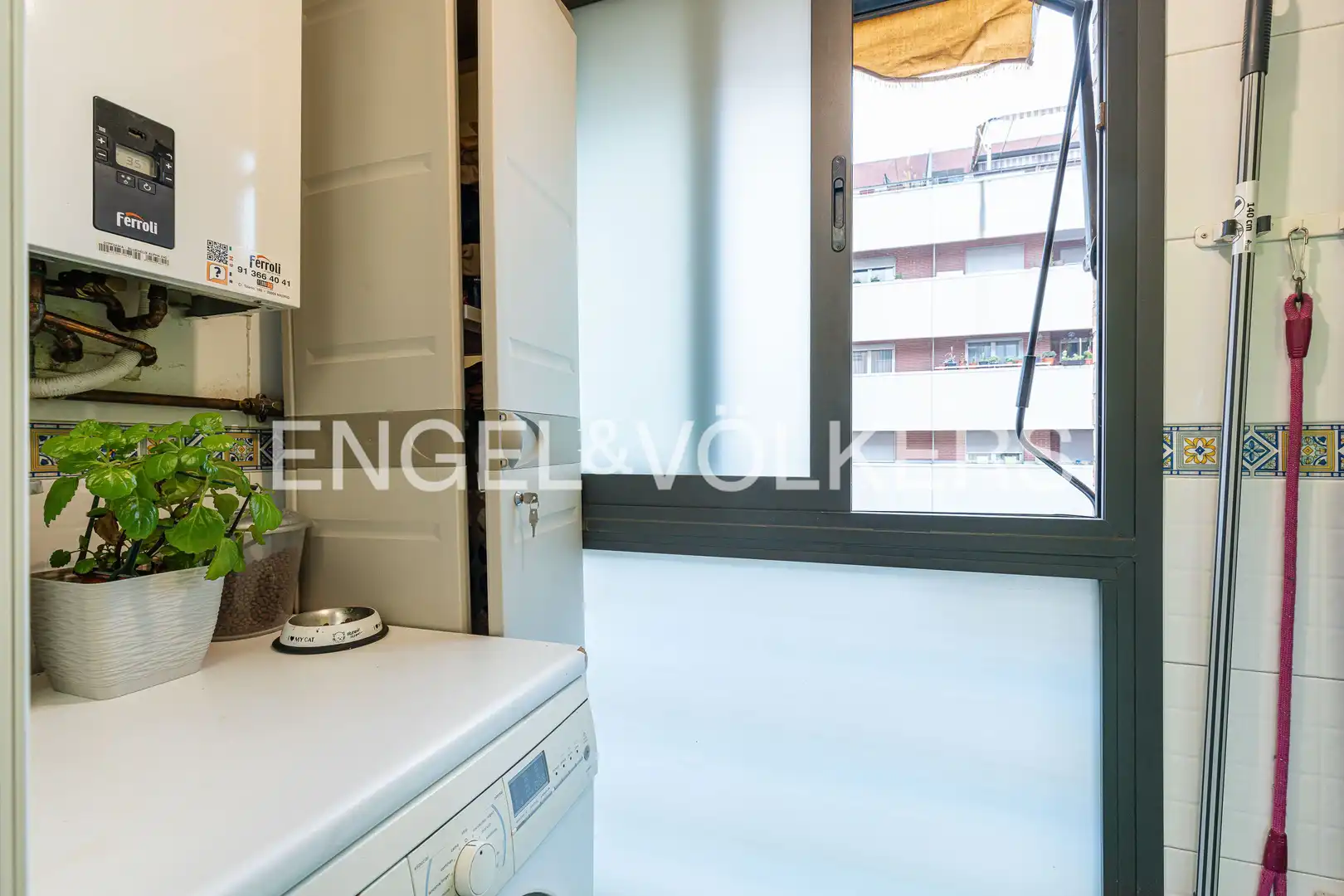 Habitación de Piso en venta en Madrid con Aire acondicionado, Calefacción y Trastero