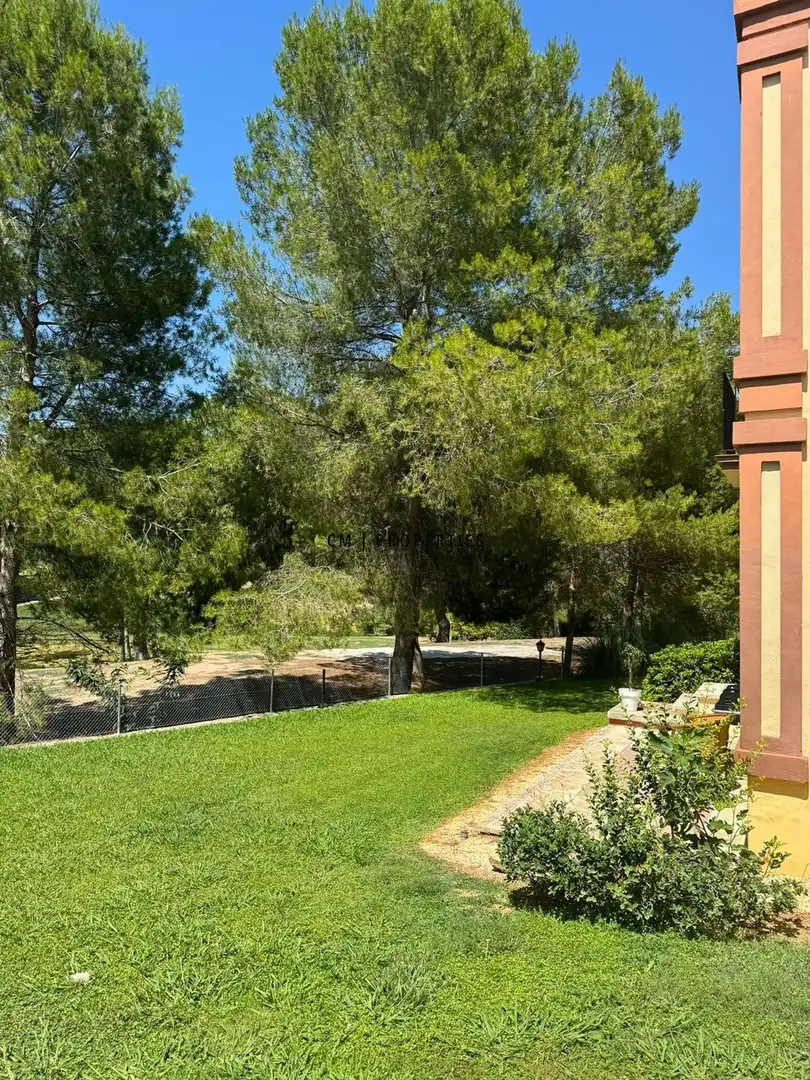 Garden of Flat for sale in Chiva  with Air Conditioner, Heating and Terrace