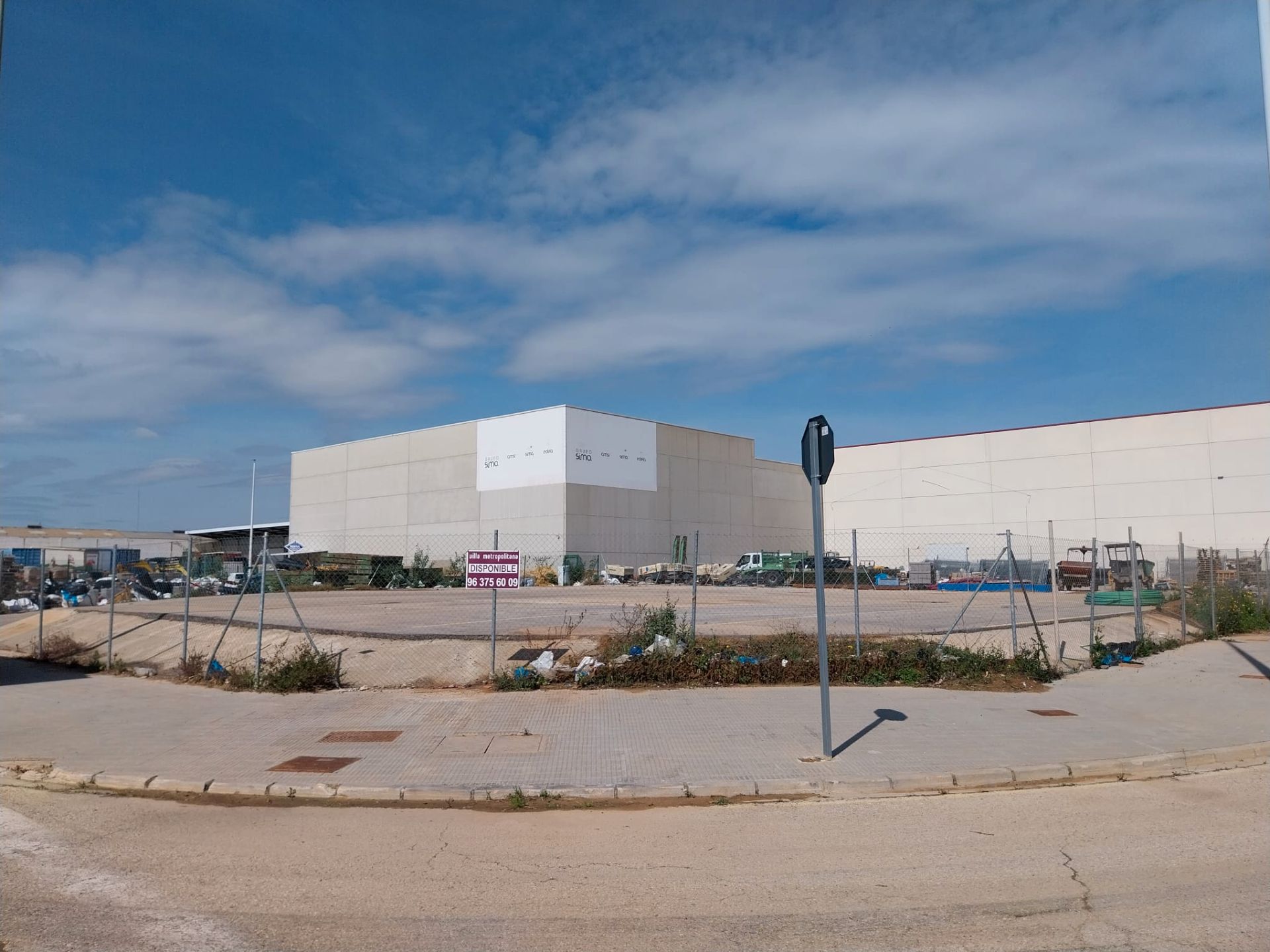 Außenansicht von Fabrik Grundstücke zur Miete in Paiporta