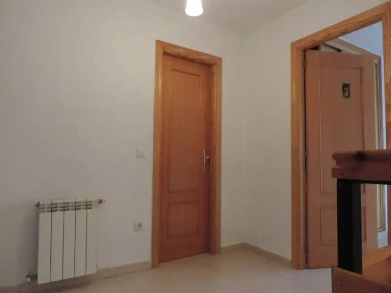 Casa o chalet en venta en Mondéjar con Calefacción y Terraza