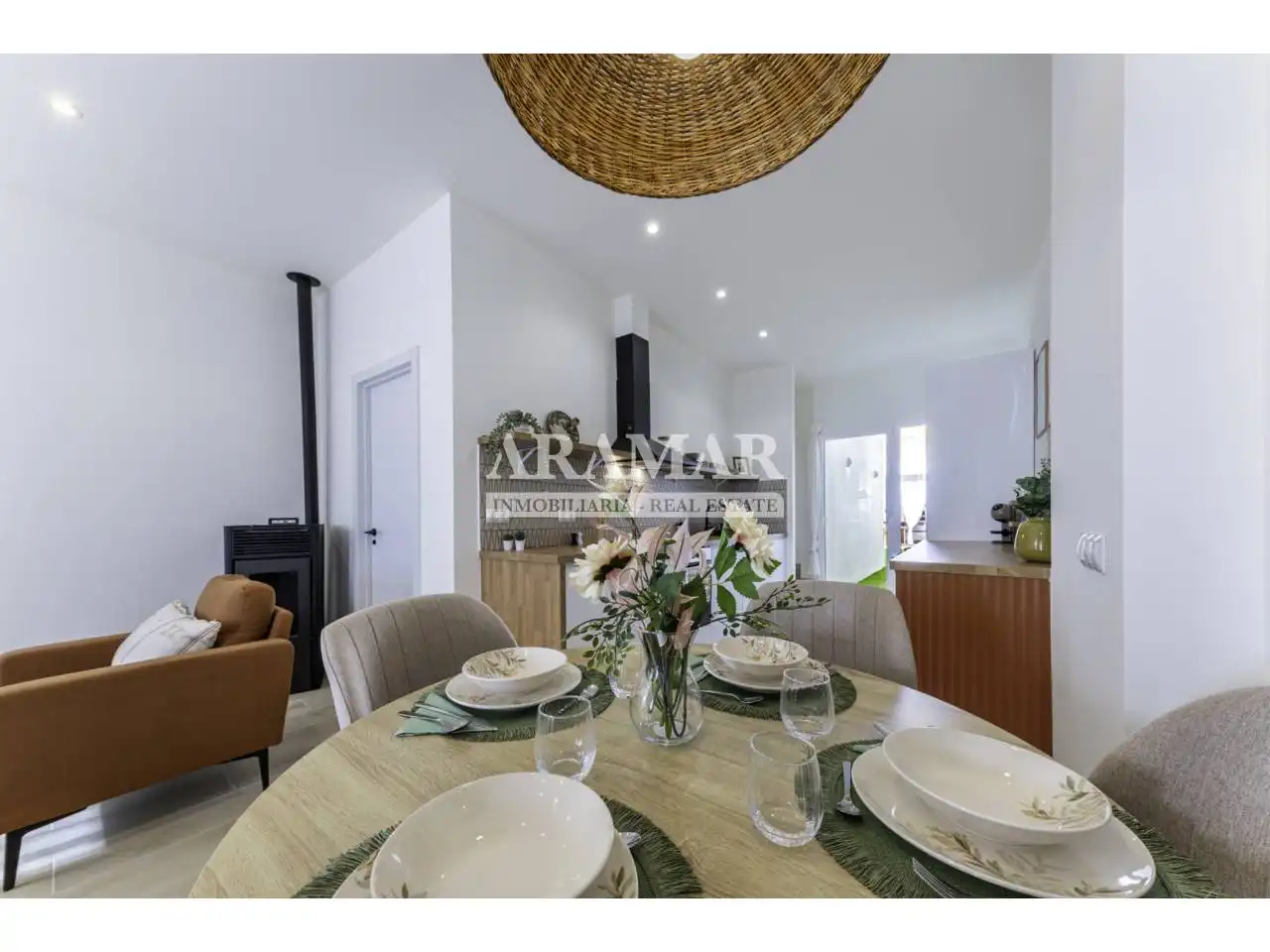 Casa amb jardí en venda a Calle Sant Miquel