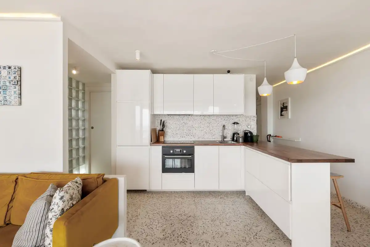 Cocina de Apartamento en venta en Torremolinos con Aire acondicionado, Terraza y Piscina comunitaria