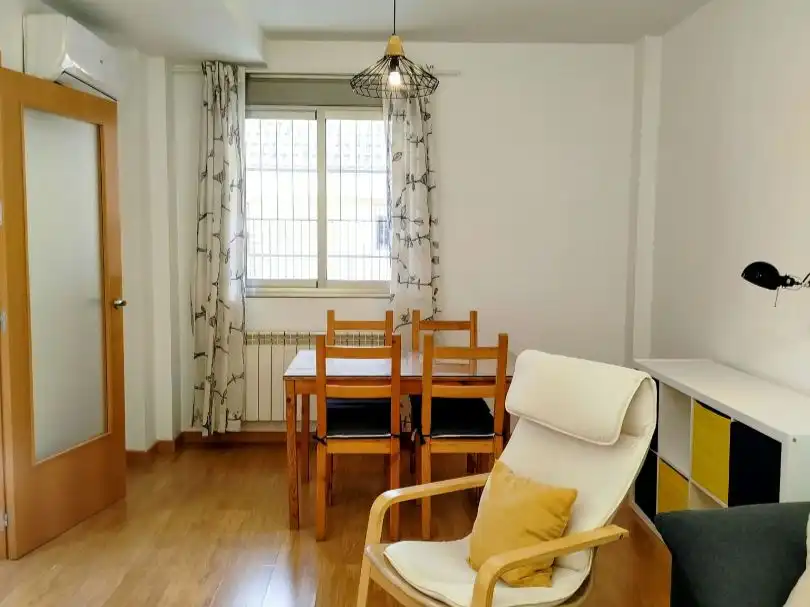 Esszimmer von Maisonette zur Miete in Ciudad Real Capital mit Klimaanlage, Terrasse und Balkon