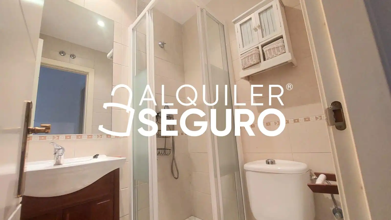 Baño de Piso de alquiler en Barrio de Salamanca