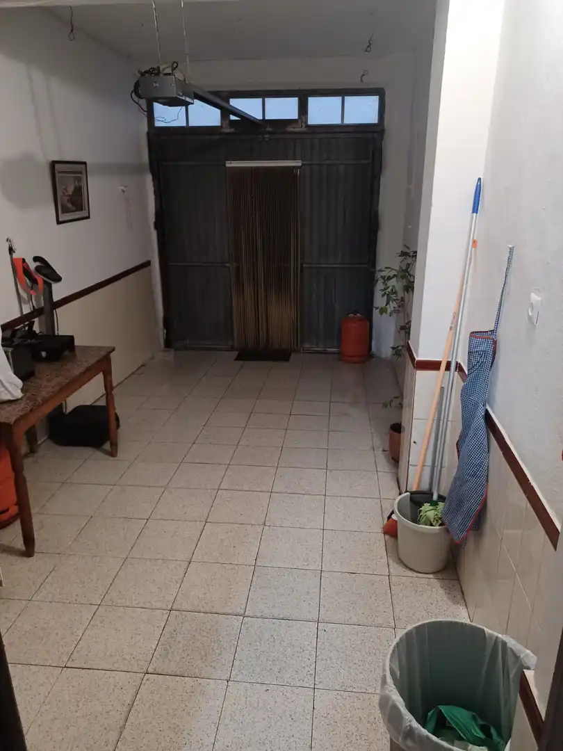 Casa adosada en venda en San Martín del Tesorillo amb Aire condicionat, Jardí privat i Terrassa