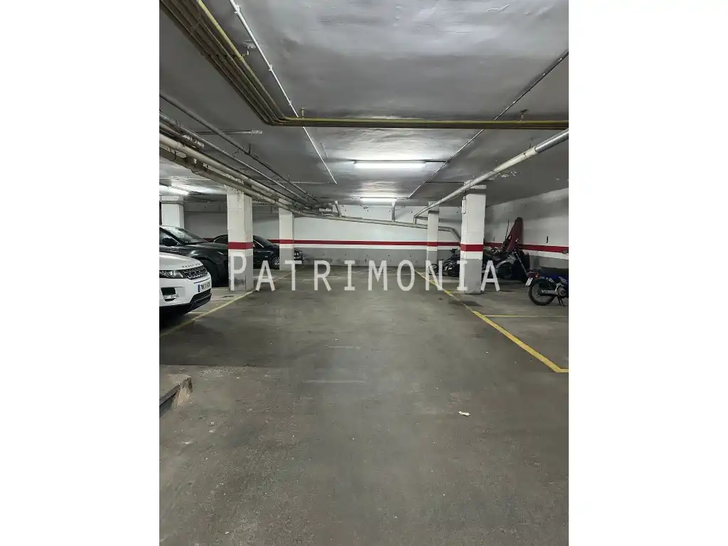 Aparcament de Garatge en venda en Barcelona