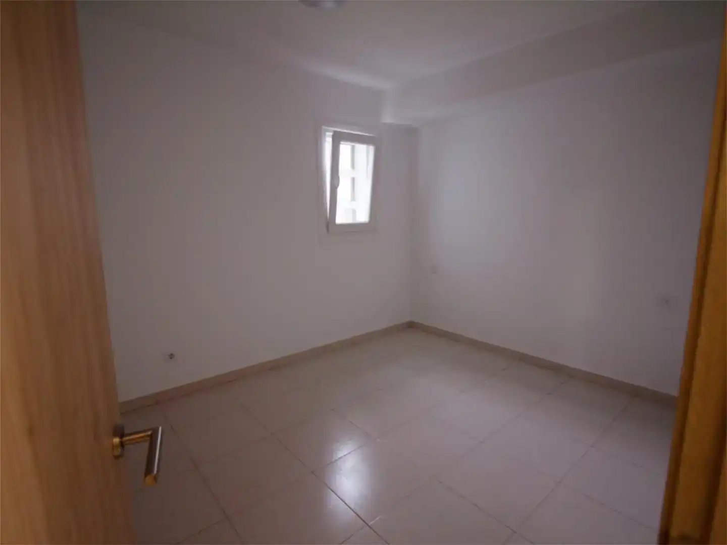Habitación de Piso en venta en Ordes con Trastero, Amueblado y Balcón