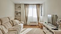 Living room of Flat for sale in  Cádiz Capital  with Air Conditioner and Heating