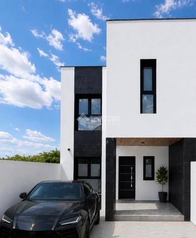 Casa adosada en Venta en Los Hueros