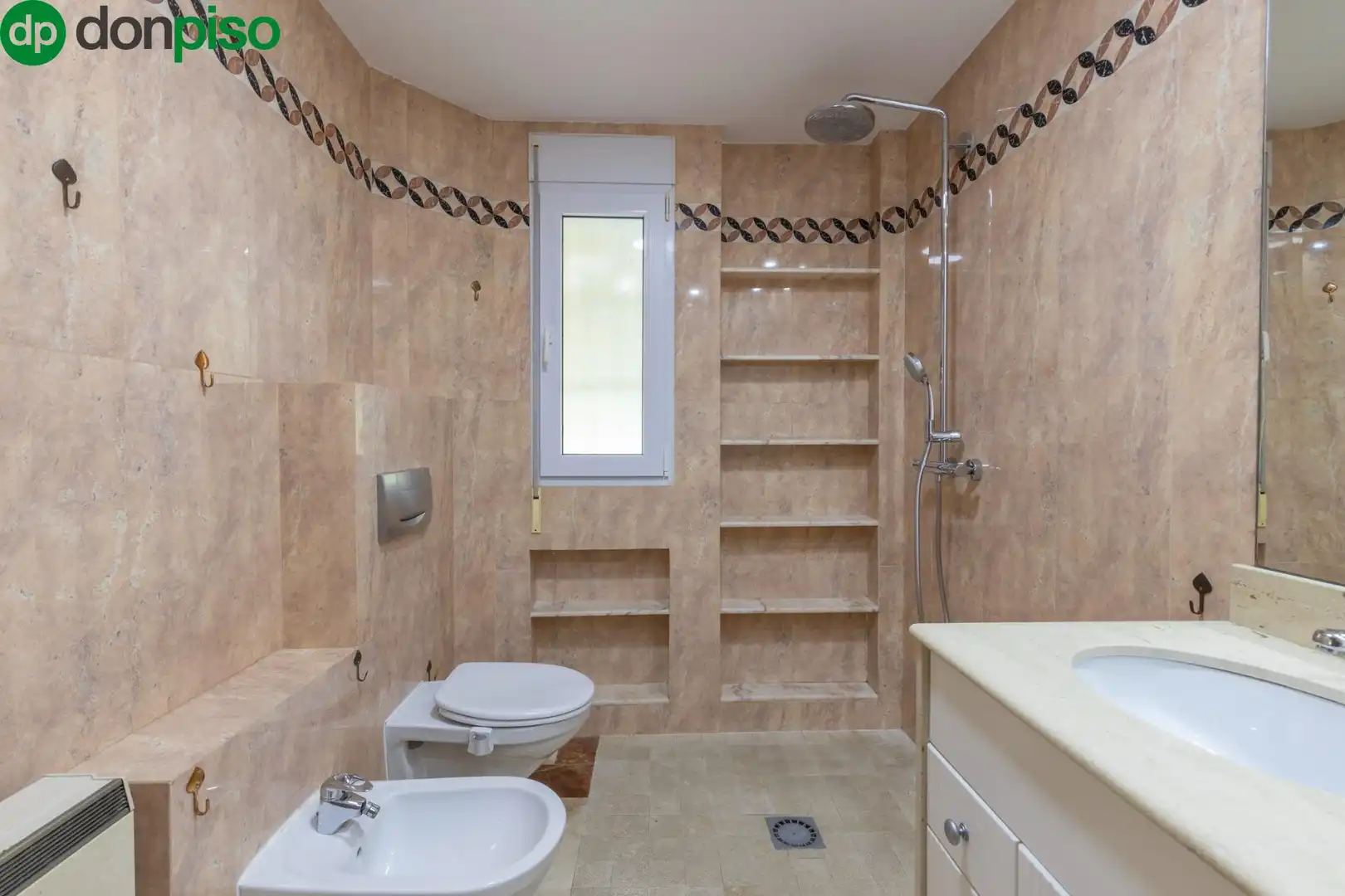 House with pool for sale in Avenida MONTEVIVE, imagen 24