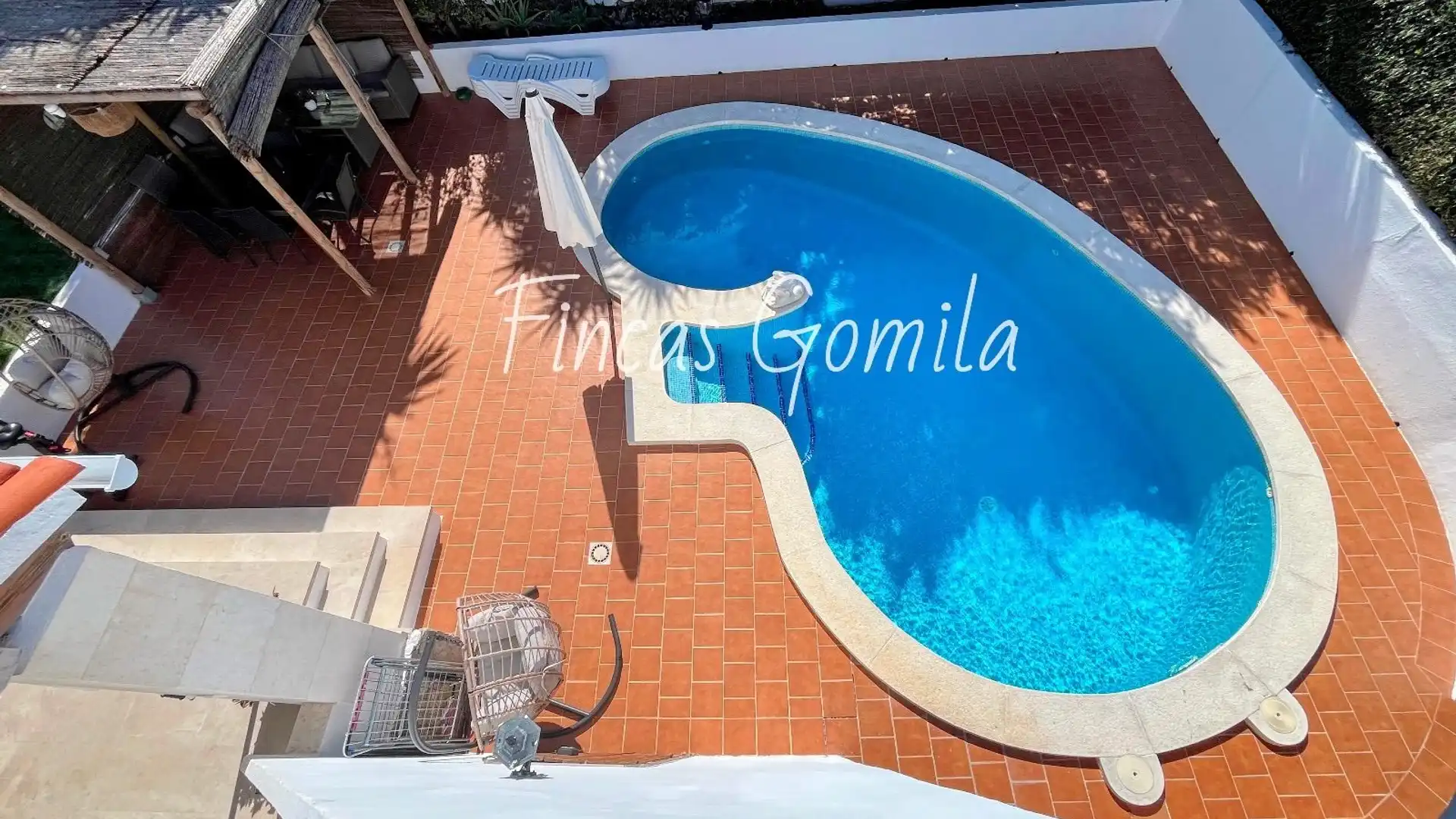 Houses for sale in carrer de lord nelson, Cala en Porter