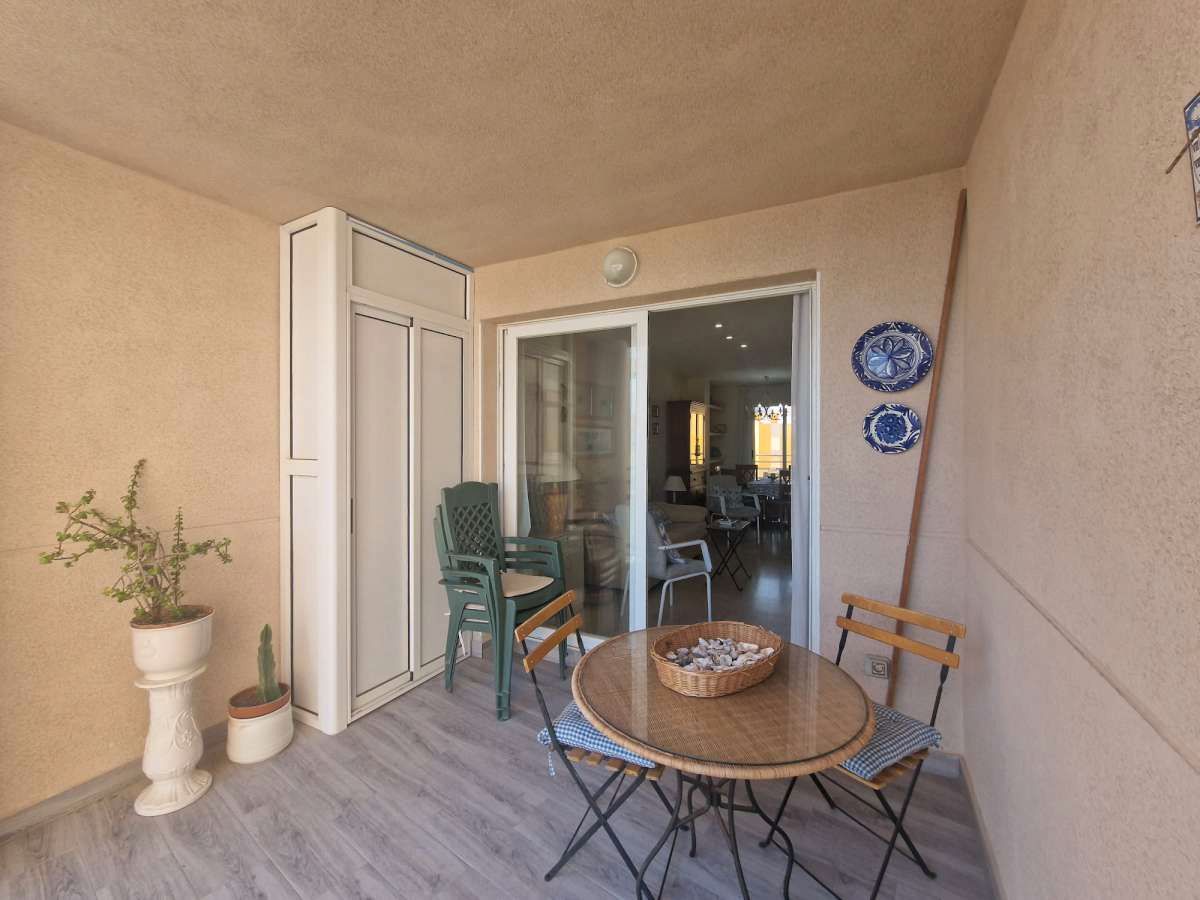 Terrassa de Apartament en venda en Canet d'En Berenguer amb Terrassa, Traster i Moblat