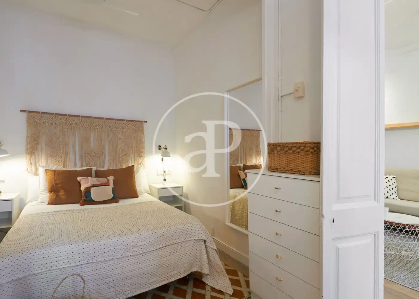 Habitación de Piso en venta en Barcelona con Calefacción, Terraza y Amueblado