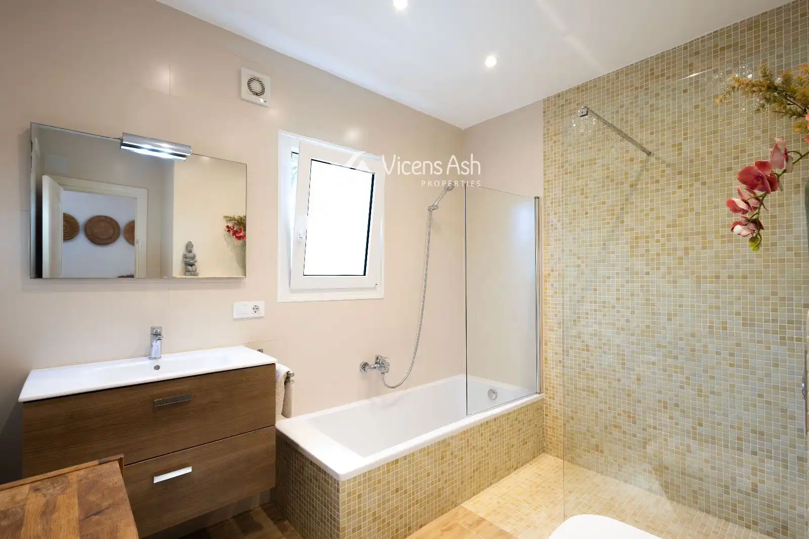 Baño de Casa o chalet en venta en Jávea / Xàbia con Aire acondicionado, Calefacción y Piscina