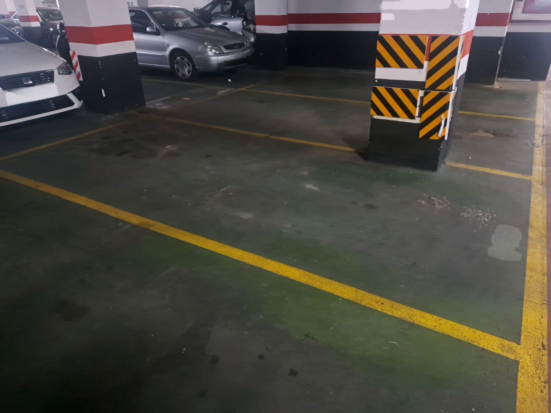Parkplatz von Garage zum Verkauf in  Barcelona Capital