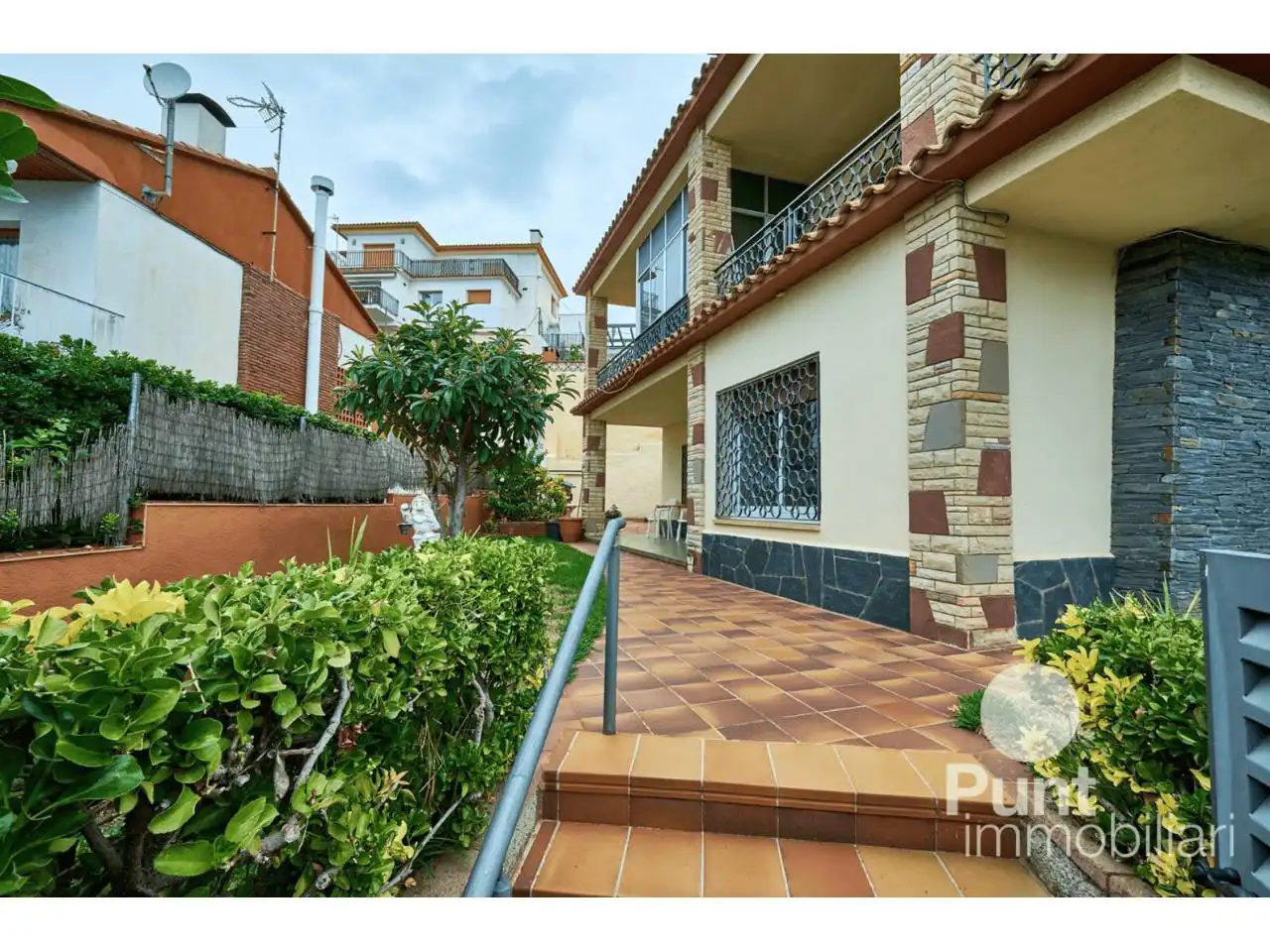 Detached house with garden for sale in Premià de Dalt, imagen 3
