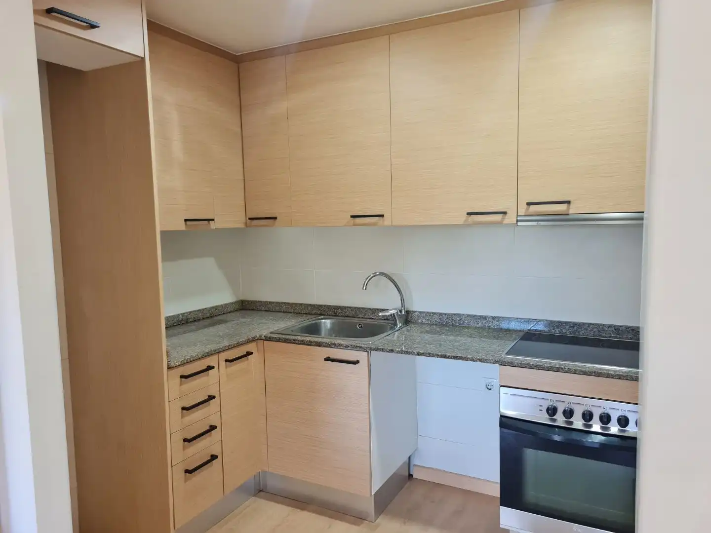 Flat with lift for sale in Esteve Mogàs 26, imagen 7