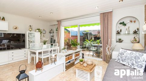 Foto 2 de Casa o chalet en venta en Ďibáñez de Aldecoa, Les Arenes - La Grípia Can Montllor, Terrassa