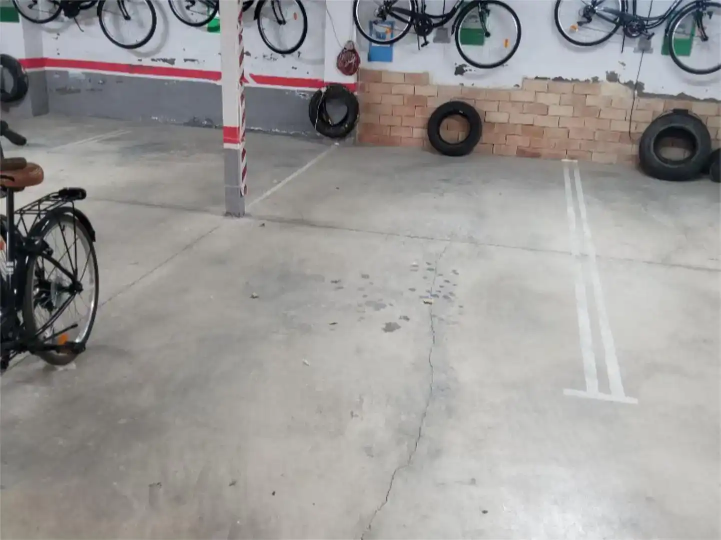Parkplatz von Garage zur Miete in Las Pedroñeras   