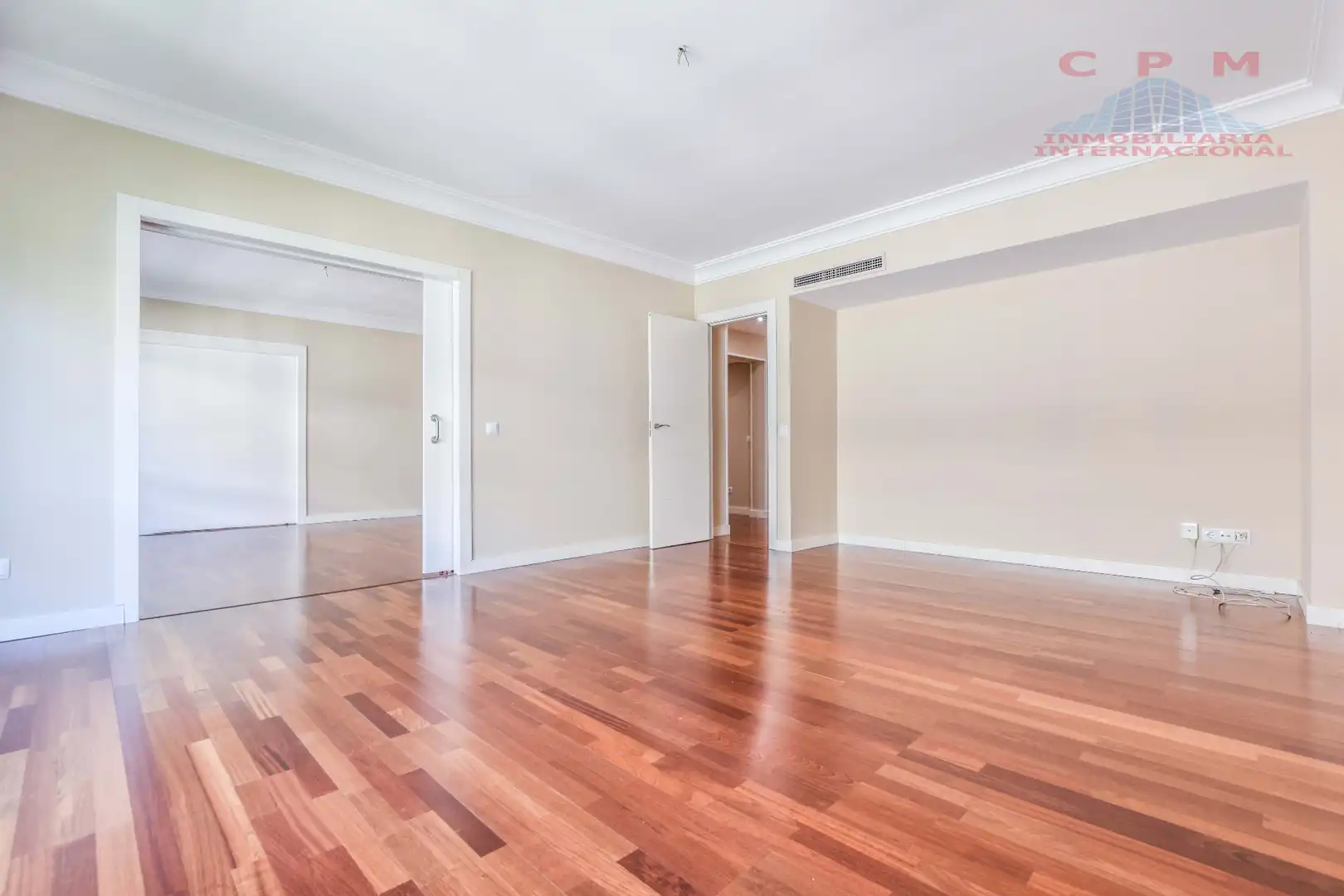 Sala de estar de Piso en venta en Madrid con Aire acondicionado, Calefacción y Parquet